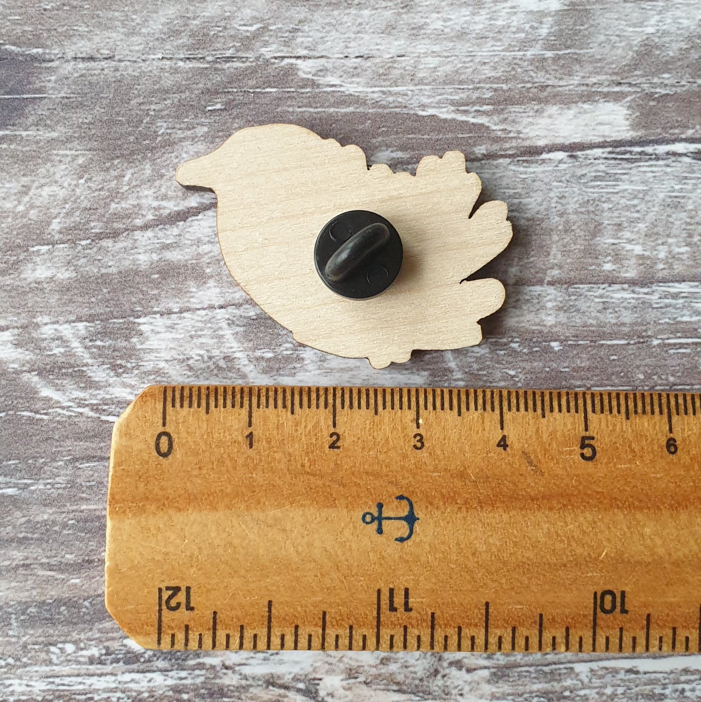 Robin Wooden Lapel Pin Brooch
