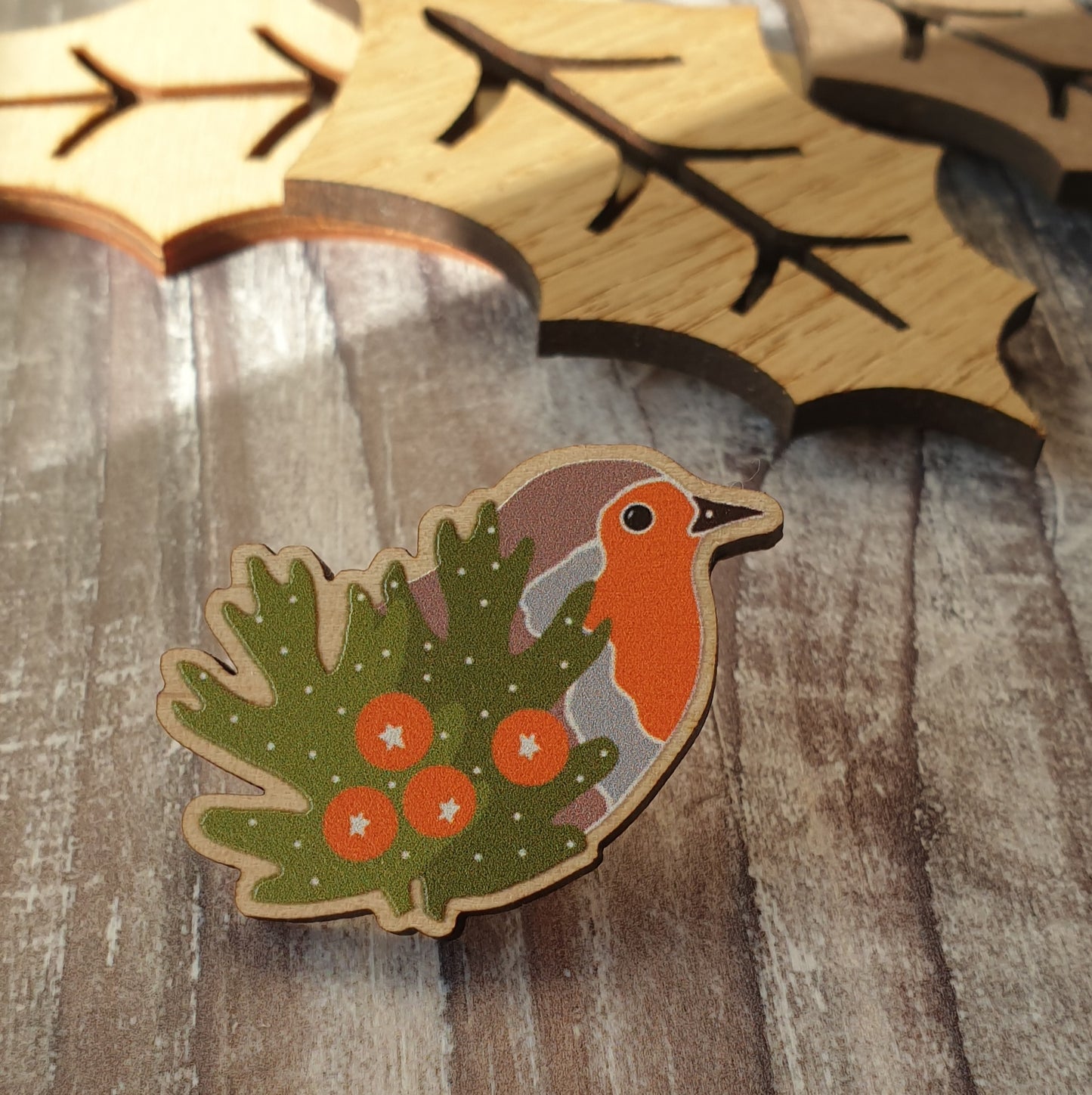 Robin Wooden Lapel Pin Brooch