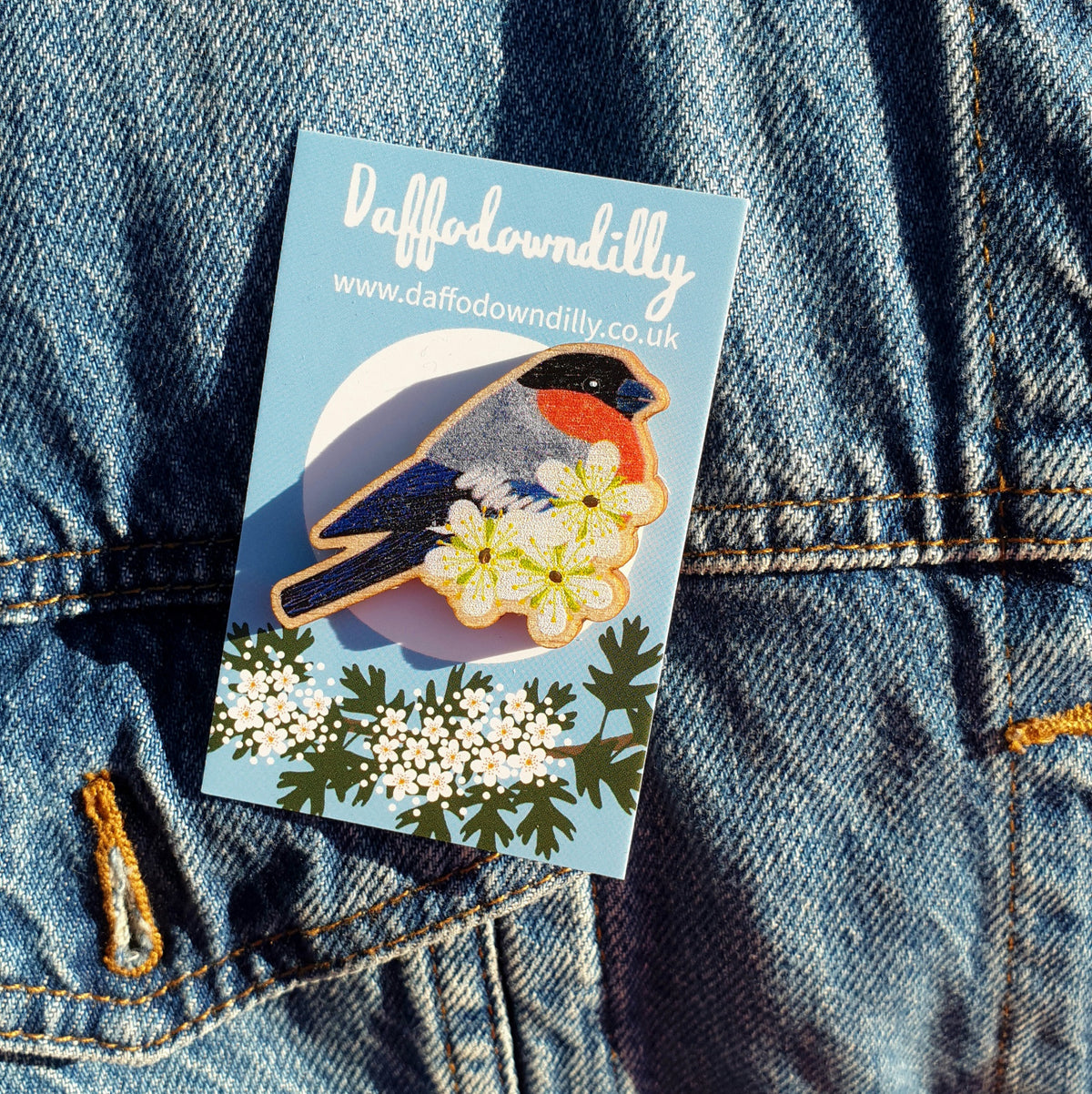 Bullfinch Wooden Brooch Pin