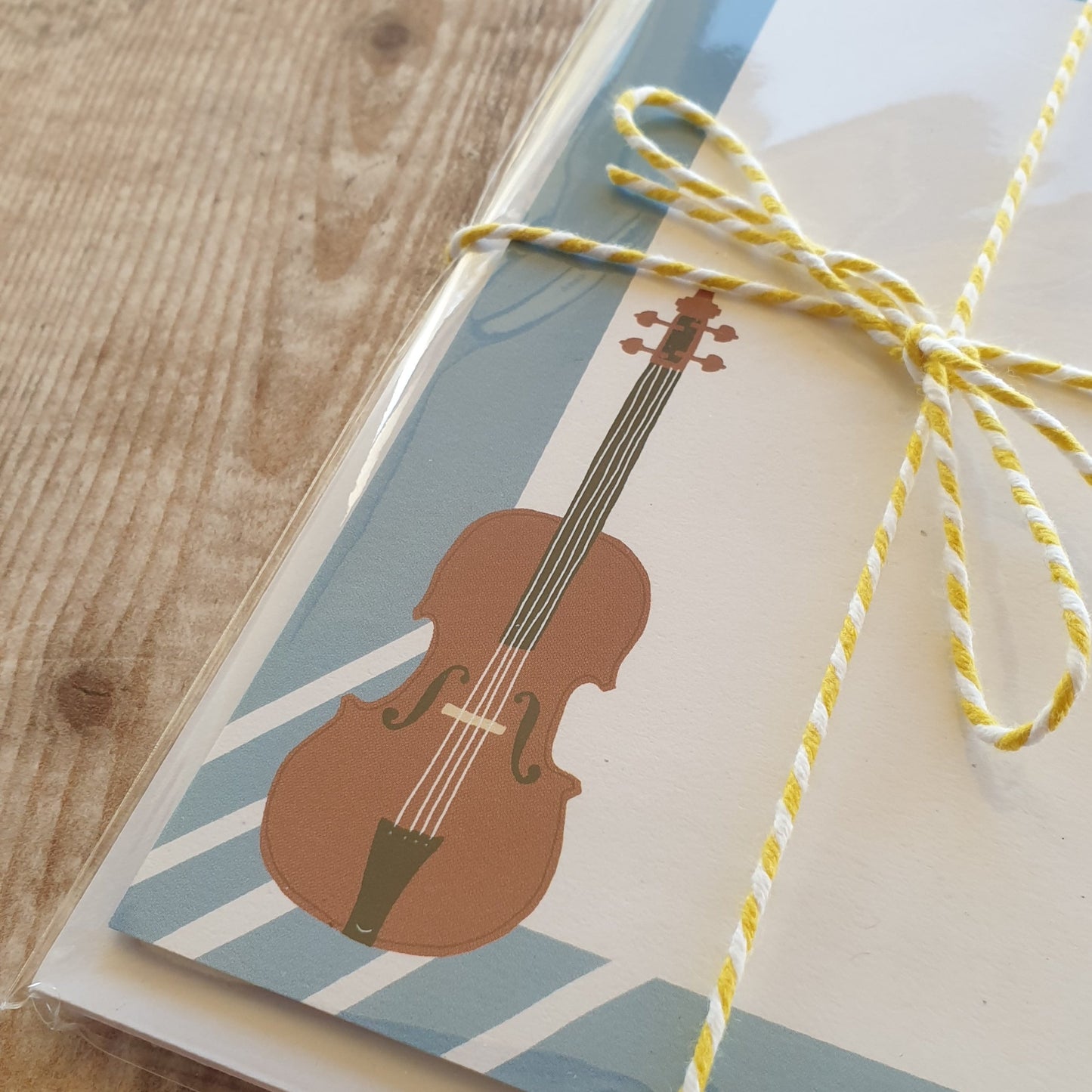 Guitar and Violin Mini Note Writing Set