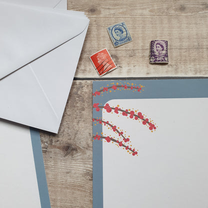 Blackbird and Robin A5 Writing Paper Set