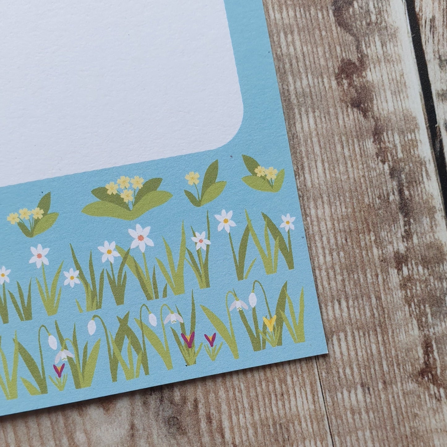 Snowdrops, Primulas and Spring Bulbs Mini Note Writing Set